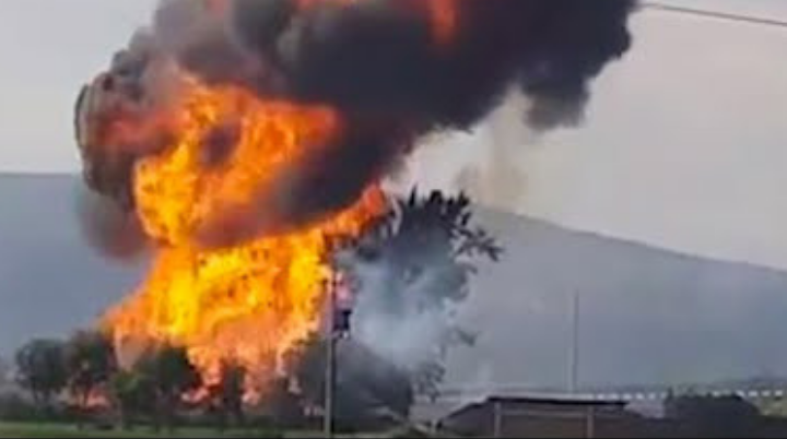 Explota otro ducto de tanque de gas natural de Pemex en Celaya, Guanajuato