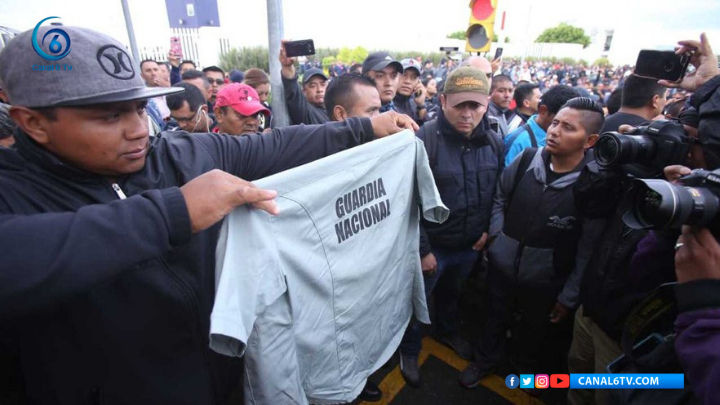 Elementos de la Policía Federal toman centro de mando en Iztapalapa en protesta contra Guardia Nacional