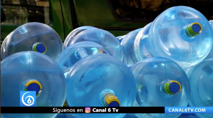 Mexicanos gastan al año 45 mil millones de pesos en agua embotellada