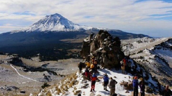 Suman cuatro muertes de alpinistas que intentan subir a la cima del Iztaccíhuatl