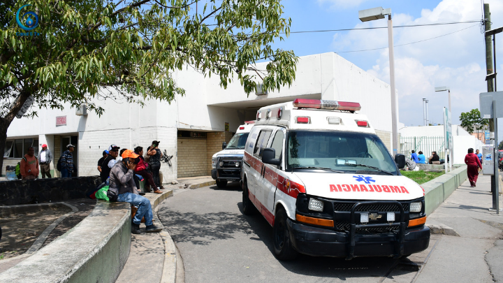 Gobierno de Chimalhuacán apoya a familia de joven médico que fue internado en Hospital 90 camas