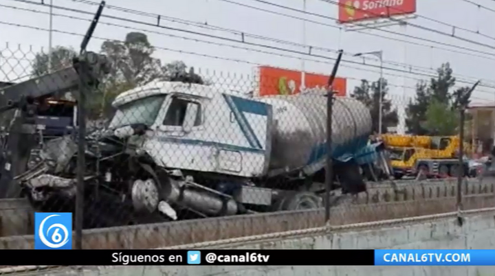 Metro reanuda servicio en Línea A, tras choque de pipa en Tepalcates