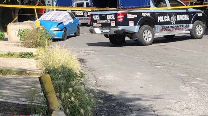 Un muerto y tres lesionados fue el saldo que dejo un ataque a automovilista en Ecatepec