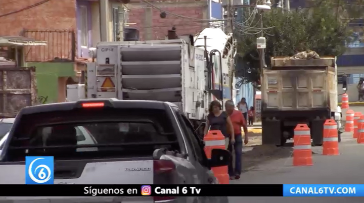 Tras denuncias ciudadanas inicia pavimentación en la av. Paseo de Los Maples de Arbolada