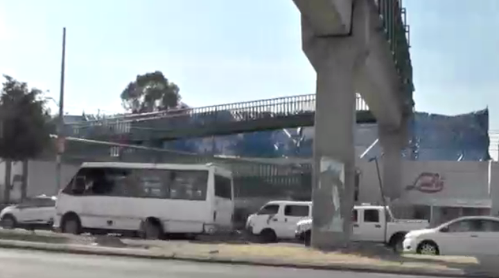 Persiste inseguridad en el tubo azul en Los Reyes La Paz pese a la instalación de nuevo alumbrado