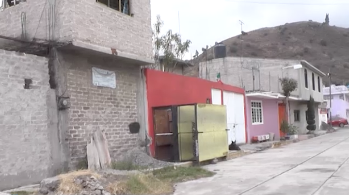 Vecinos del Molino solicitan al OPDAPAS repare fuga de agua