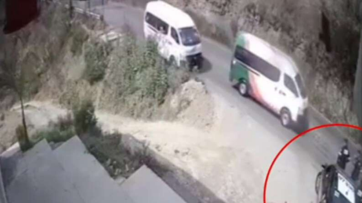 Policía muere atropellado por transporte público en Edomex