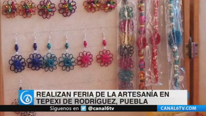 Realizan feria de la artesanía en Tepexi de Rodríguez, Puebla