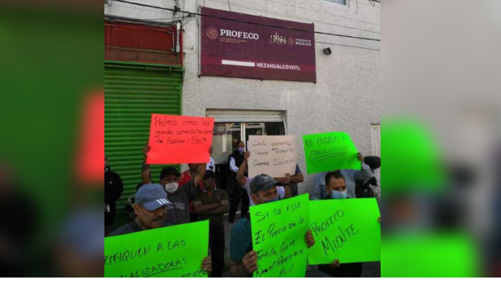 Protestan frente a la Profeco por alza de insumos para la tortilla