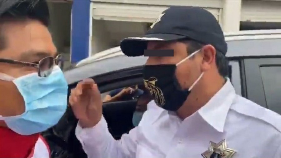 Policía de Naucalpan agrede a paramédicos y evitan atención de lesionada