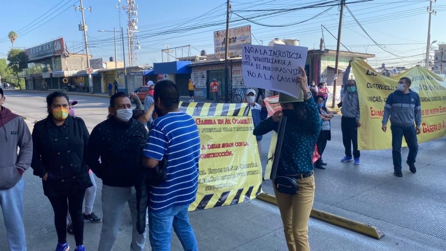 Pobladores bloquean la López Portillo en protesta contra gasera en Ecatepec