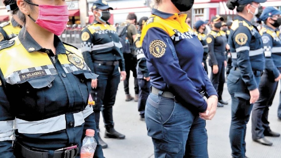 Denuncian abusos sexuales en el cuerpo policiaco femenil