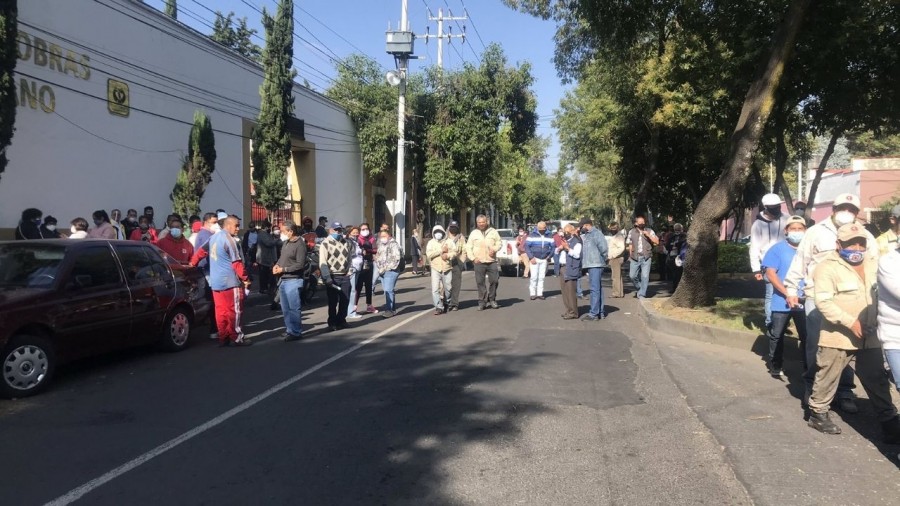 Trabajadores y recolectores de basura protestan en alcaldía Tlalpan