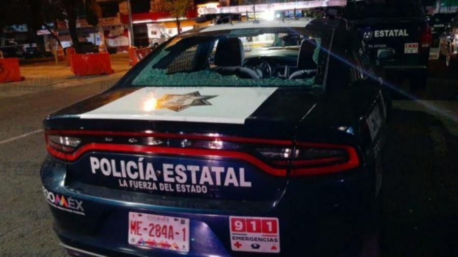Pobladores y policías se agarran a balazos en Naucalpan