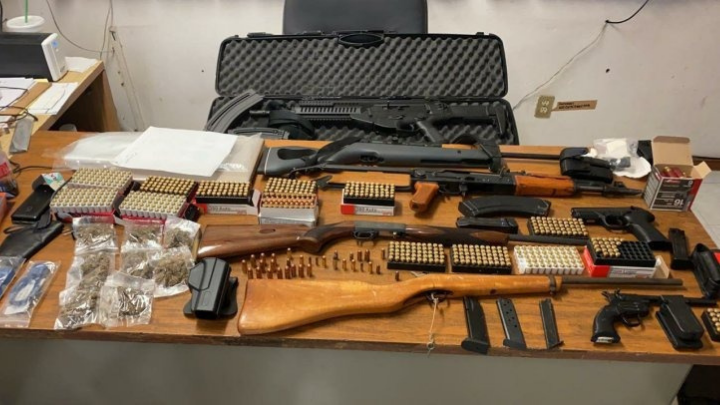 Catean 15 domicilios relacionados con El Español