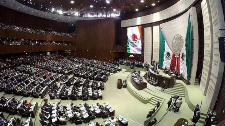 INE aprueba lineamientos para reelección de diputados federales