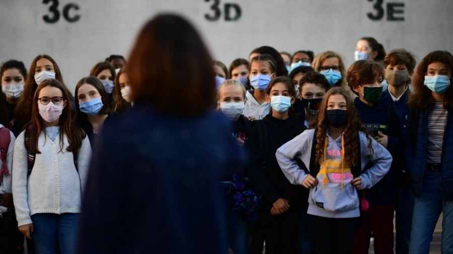 Unicef solicitó priorizar a los maestros en los planes de vacunación Covid-19