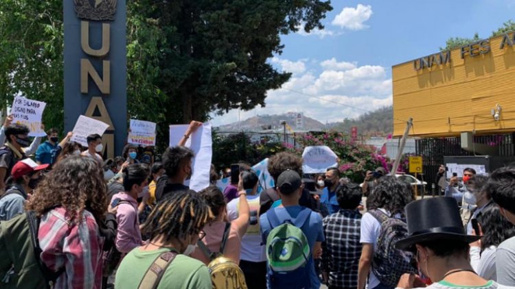 Estudiantes de FES Acatlán van en contra de levantamiento de paro