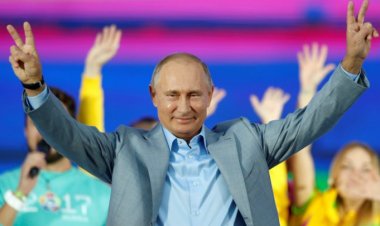 Poniendo el ejemplo; Vladimir Putin recibe vacuna contra covid-19