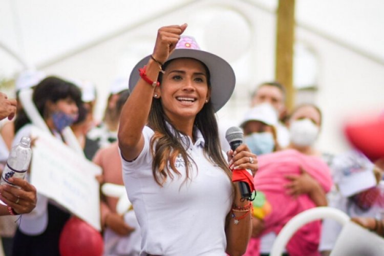 Presenta denuncia Zudikey Rodríguez, candidata a la presidencia de Valle de Bravo