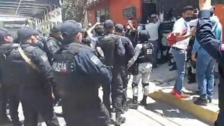 Rescatan a 39 migrantes hacinados en vivienda de Ecatepec