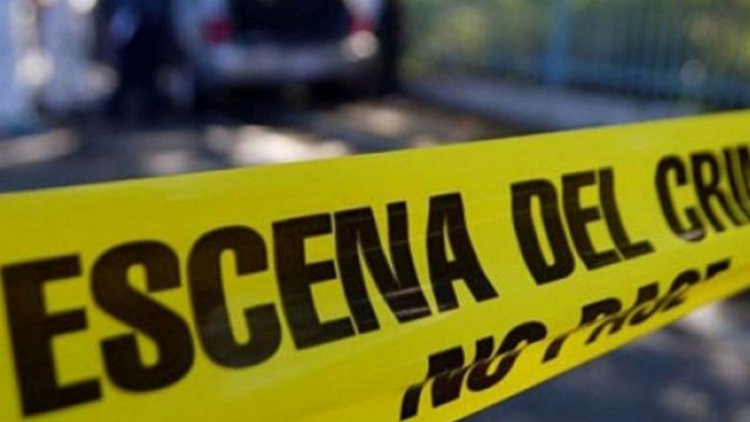 Encuentran cadáver embolsado dentro de vehículo en Tecámac
