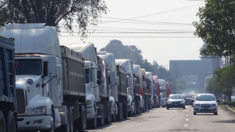 En Toluca transportistas amagan con trasladar protesta al Zócalo