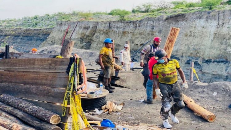 Sacan quinto cadáver de mina colapsada en Coahuila