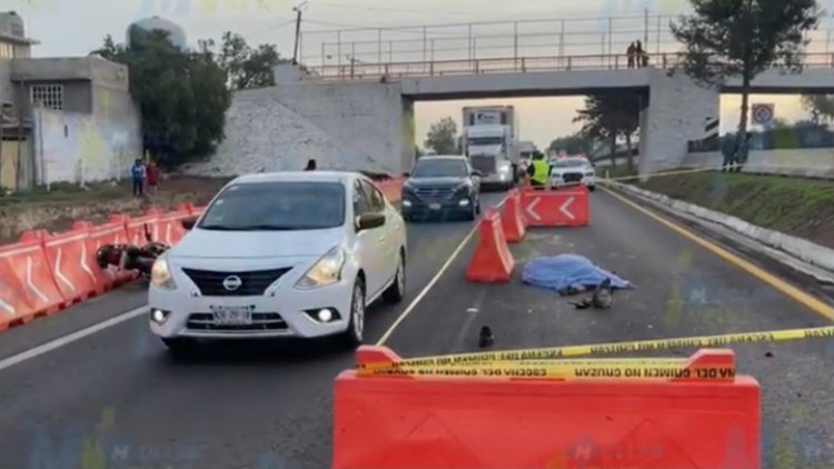 Motociclista derrapa y muere atropellado en la México-Pachuca