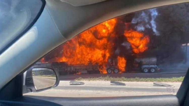 Vuelca y explota pipa de combustible en Tijuana, Baja California