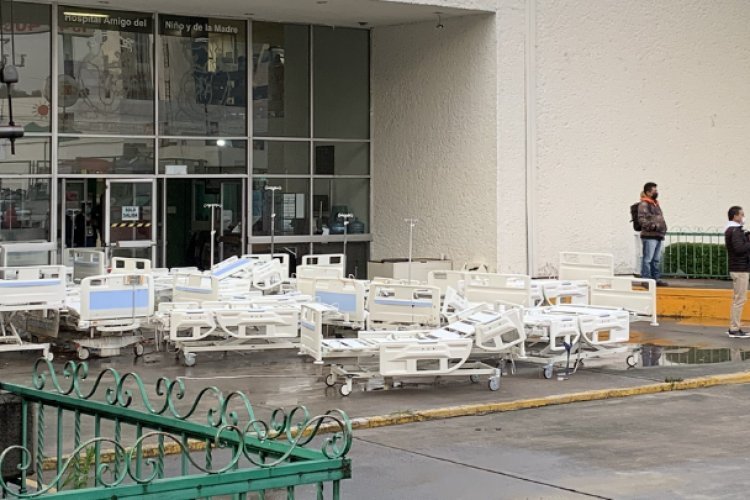 Hospital de Atizapán quedó bajo el agua; trasladan a pacientes