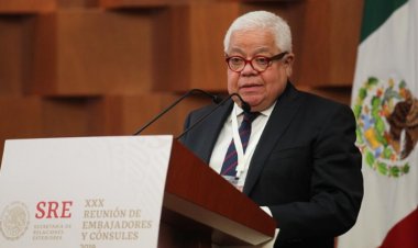 Renuncia Enrique Márquez a la dirección de diplomacia cultural de la SRE