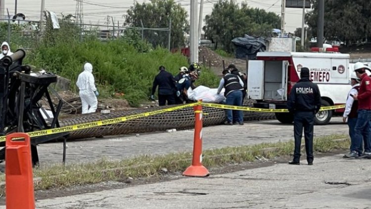 Se desploma grúa y mata a cinco trabajadores en Ecatepec