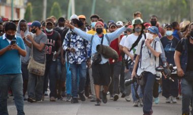 Parte cuarta caravana con 300 migrantes desde Tapachula, Chiapas