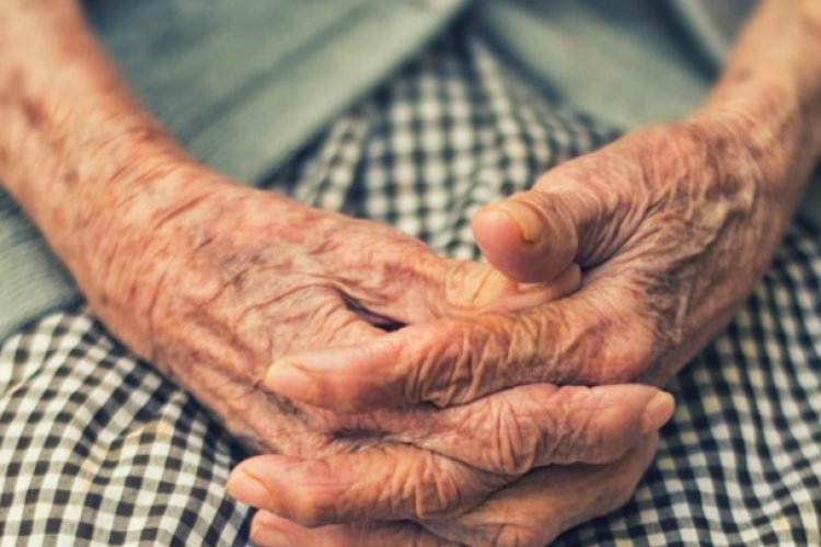 AMLO promete duplicar la pensión a adultos mayores en 2024