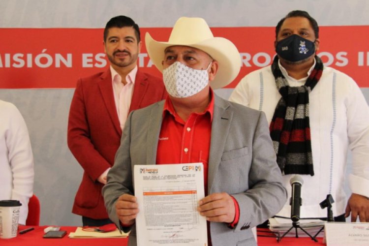 Cae alcalde en Querétaro por peculado