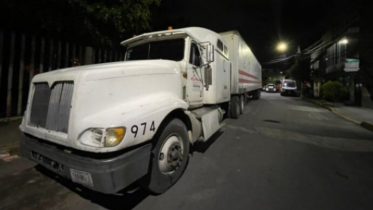 Detectan tráiler que transportaba a 78 centroamericanos en Los Reyes La Paz