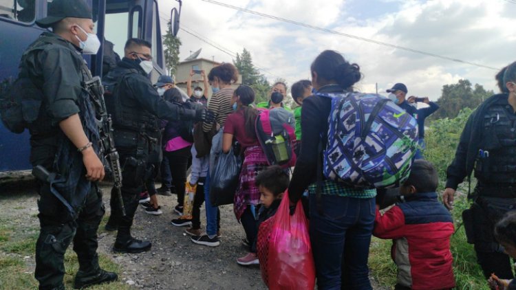 Ubican a 42 migrantes en Los Reyes La Paz