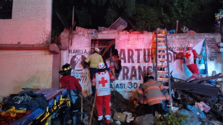 ¿Ayudarán a damnificados por derrumbe en Ecatepec?