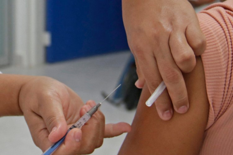 Inicia registro para vacunación de menores