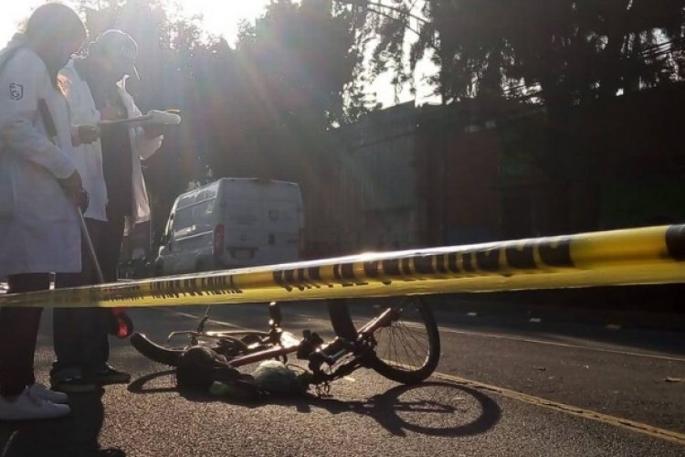 Buscan a automovilista que mató a ciclista en CDMX