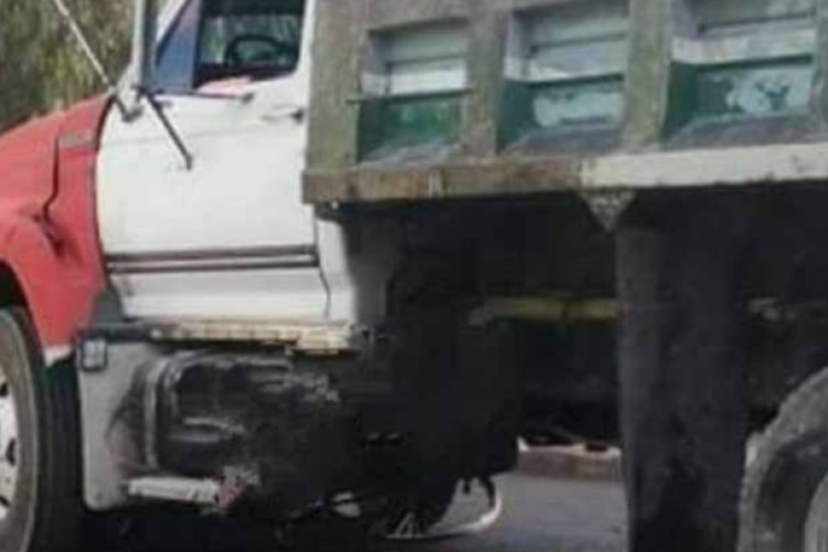 Camión de carga mata a ciclista en Chimalhuacán