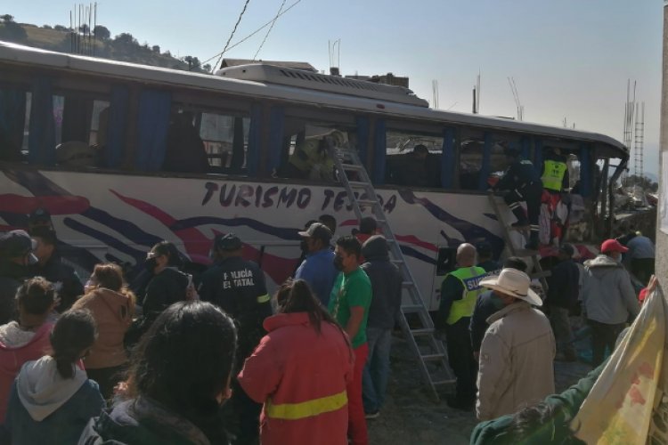 Trágico accidente de autobús en Joquicingo