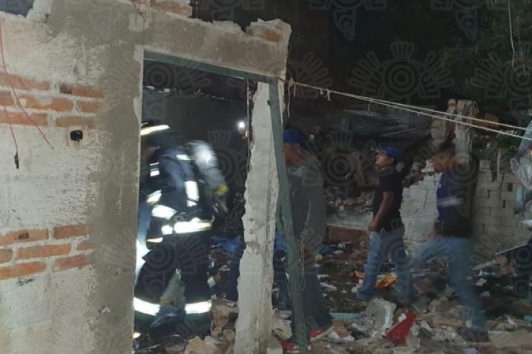 Un muerto por explosión de polvorín en Puebla