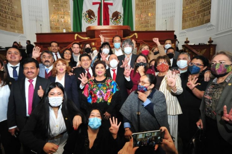 Rinden protesta 16 nuevos alcaldes de la CDMX