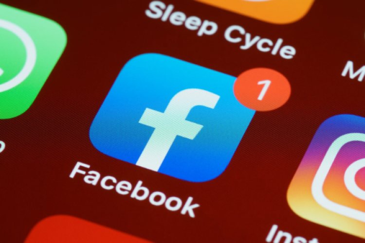 Facebook, WhatsApp e Instagram sufren caída mundial