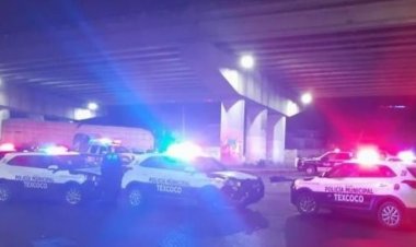 Mueren motociclistas al caer de puente en Texcoco