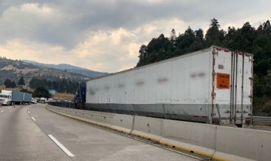 Accidente en la México-Puebla provoca cierre