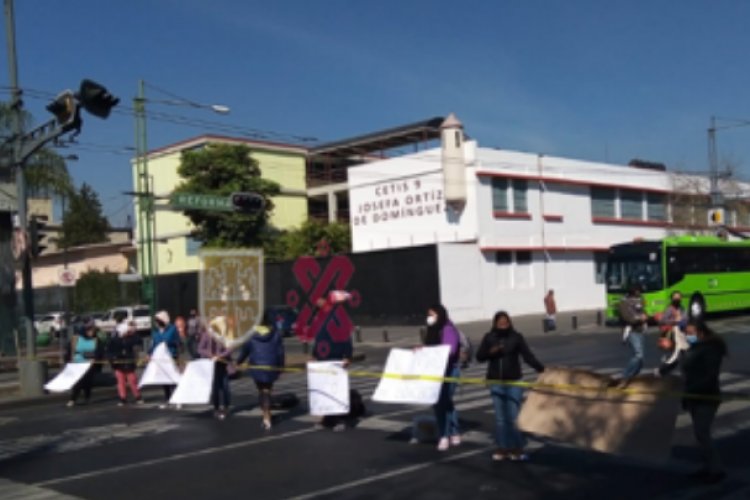 Choferes de Apps protestan en Paseo de la Reforma
