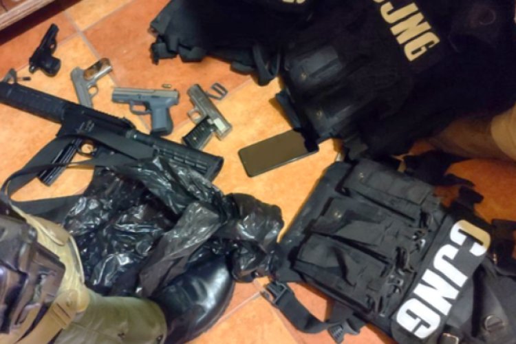 Aseguran drogas y armas del CJNG en Silao